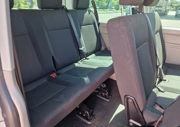 Volkswagen Caravelle cena 129000 przebieg: 134000, rok produkcji 2017 z Działdowo małe 154
